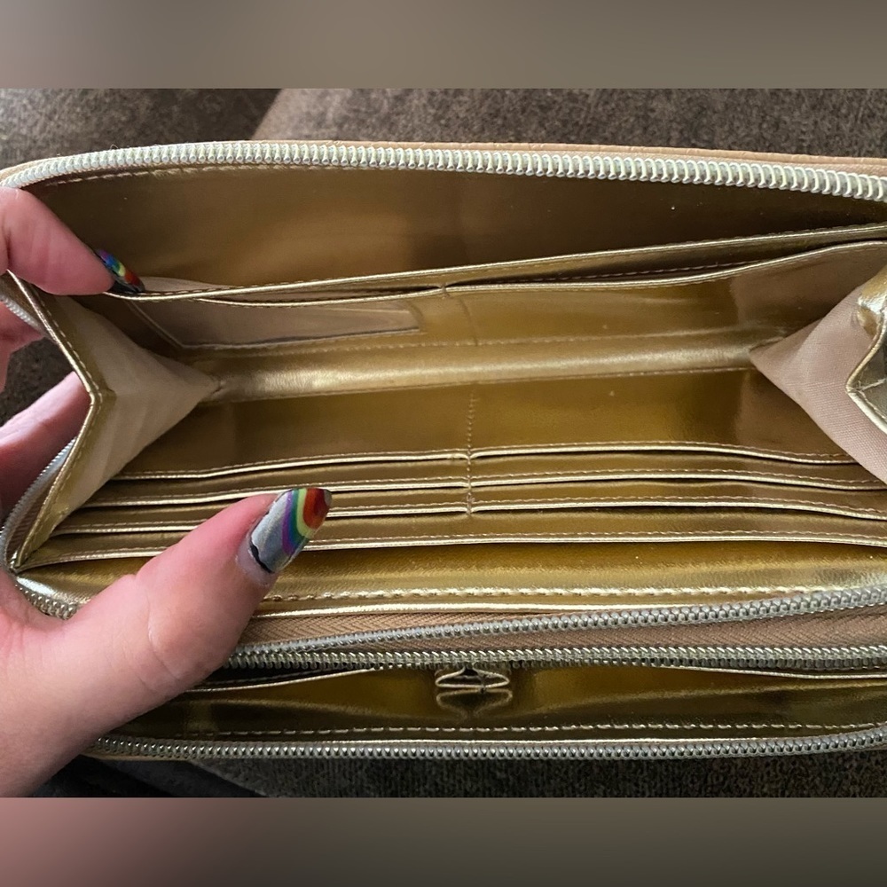 Steve Madden Python Beige Wallet - Picture 9 of 16